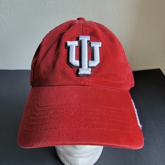 STEVE AND BARRYS Indiana University Fitted Size Large MENS HAT Embroidered Red - Picture 2 of 9